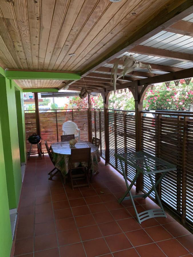 Chez Marie Andre Et Jeanne Apartment Grande Anse Bagian luar foto