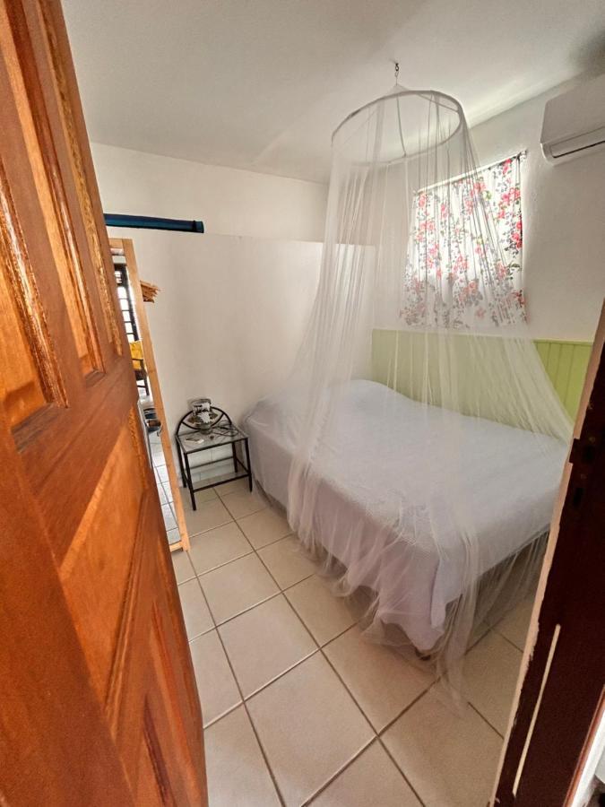 Chez Marie Andre Et Jeanne Apartment Grande Anse Bagian luar foto